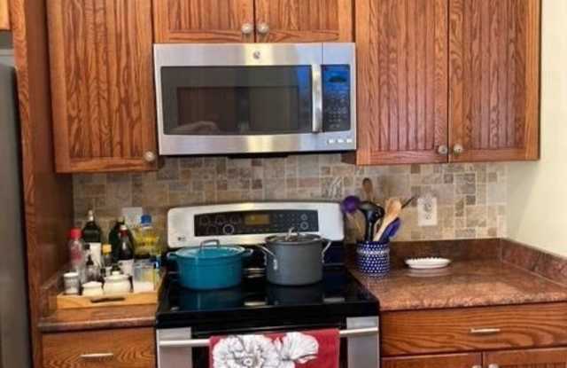 44157 MOSSY BROOK SQUARE - 44157 Mossy Brook Square, Ashburn, VA 20147