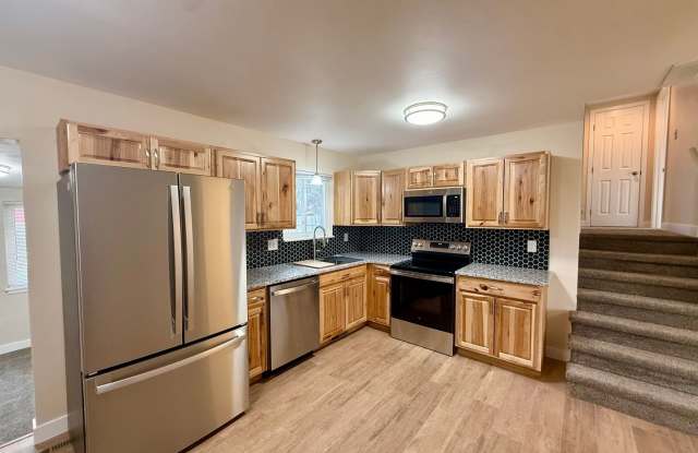 Great 3 bedroom 2 bath Home with Attached Garage in North Fort Collins, CO - Newly Updated with Large fenced in backyard with Flexible Lease Terms photos photos