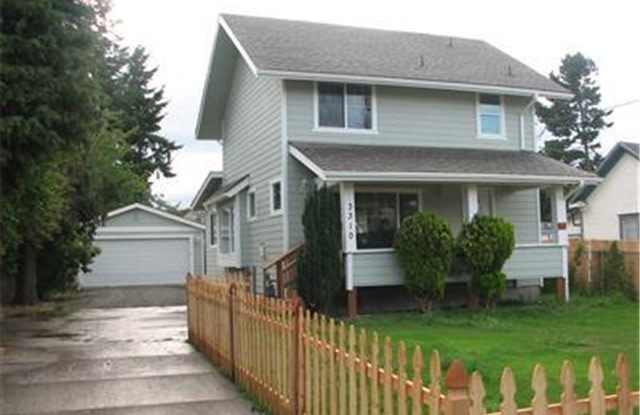Tacoma Craftsman with 3 beds 2.5 baths and large detached garage! - 3310 South Madison Street, Tacoma, WA 98409
