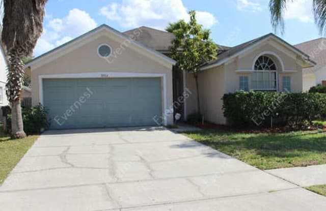 9703 Kings Canyon PL - 9703 Kings Canyon Place, Town 'n' Country, FL 33634