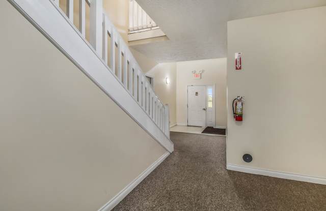 326 Ashley Court Gallery 4