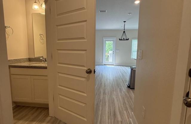 9469 Nature Creek Ln Gallery 3