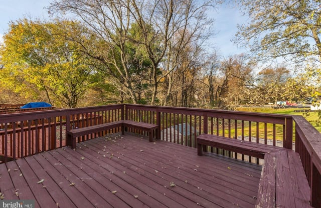 8358 MOUNTAIN ASH WAY - 8358 Mountain Ash Way, Montgomery County, MD 20879