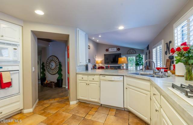 5388 Evanwood Avenue Gallery 4