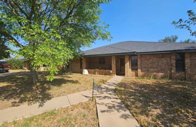 Spacious 3BR House in Midland photos photos