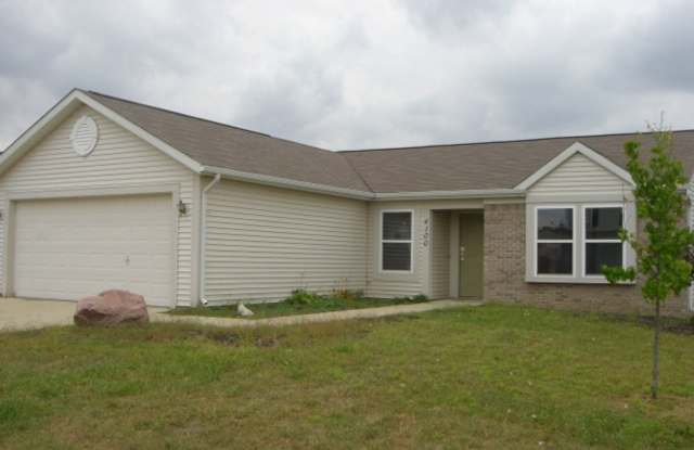 3 Bedroom Single Family Home Gallery 1