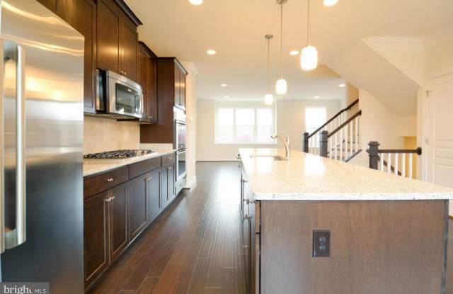 3714 POWELL LN Gallery 4