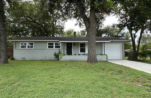 2533 Chelsea Dr. photos photos