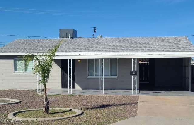 11334 W Duluth Avenue Gallery 1