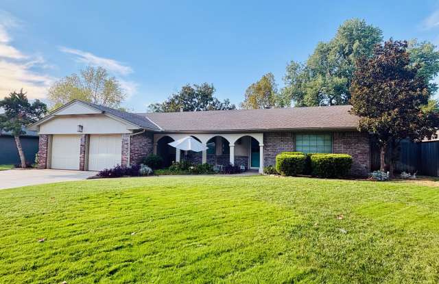 3 Bed / 2 Bath Home with Pool in OKC – Available Now photos photos 3 Bed / 2 Bath Home with Pool in OKC – Available Now photos photos