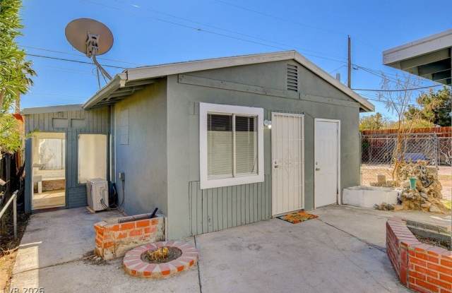 4619 Garden Place Gallery 3