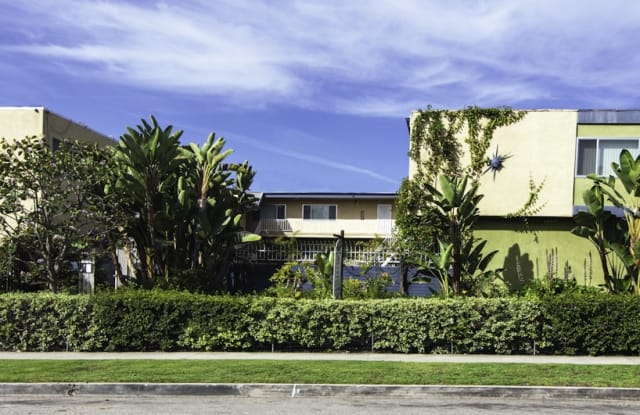 3519 Clarington Ave - 3519 Clarington Avenue, Los Angeles, CA 90034