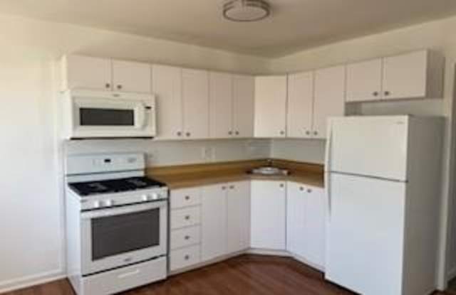 72-52 Almeda Ave photos photos