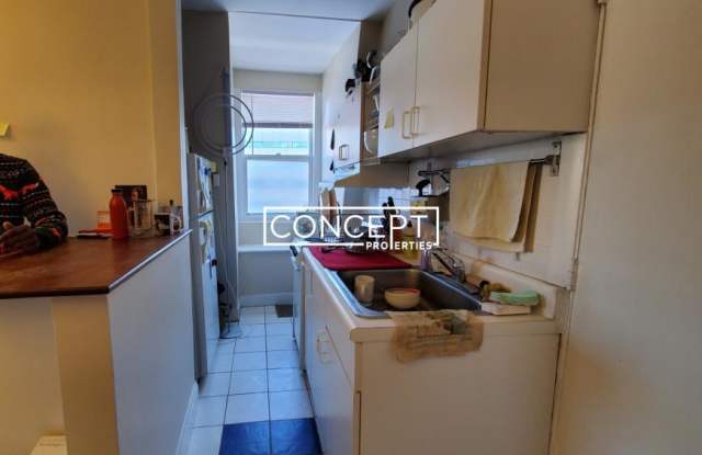 702 Massachusetts Ave. photos photos