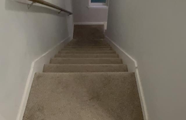 400 Rick Mccormick Dr photos photos