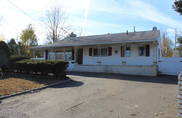67 Ernston Road - 67 Ernston Road, Sayreville, NJ 08859