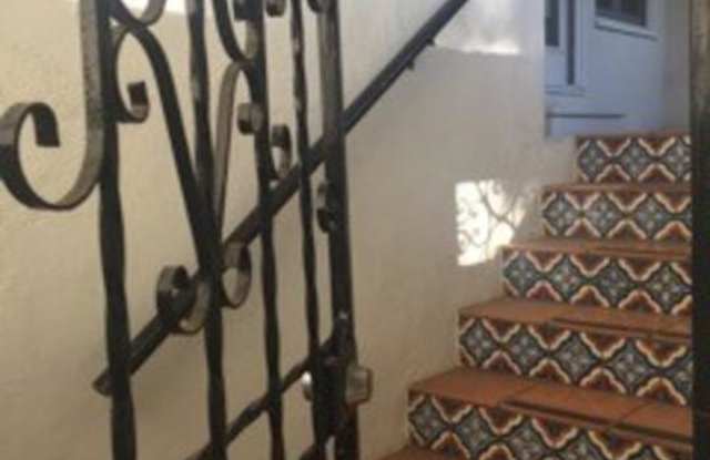 1028 South CRESCENT HEIGHTS Gallery 3