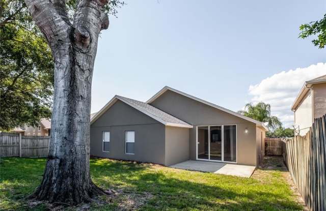 117 FERN SPRINGS STREET Gallery 2