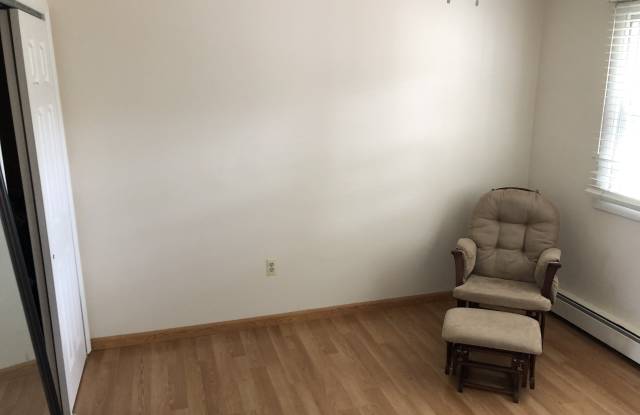 16 Buckingham Dr Gallery 4