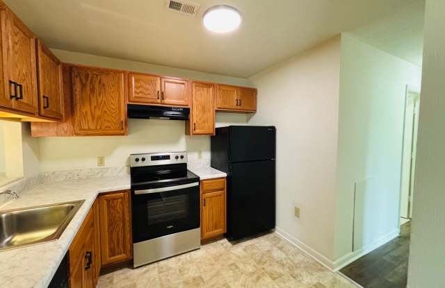 4 Bedroom 2 Bath Condo Gallery 4