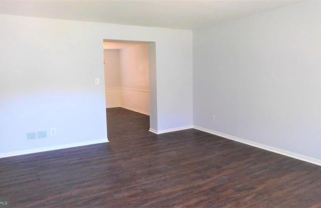 3706 DOUBLE ROCK LN Gallery 2