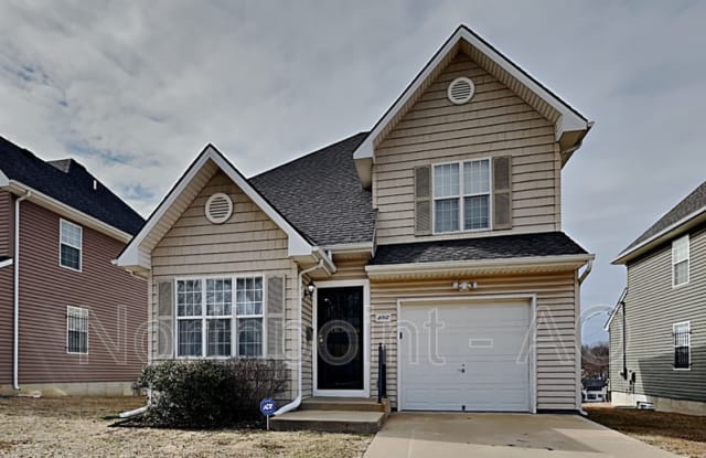4002 Highland Ave - 4002 Highland Avenue, Kansas City, MO 64110