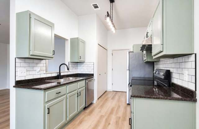 Comfortable 3-Bedroom, 2-Bathroom Home in Temple! Gallery 3