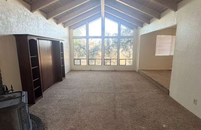 Private & Spacious House Gallery 4