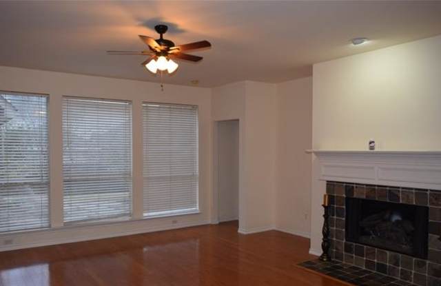 9308 Daystar Drive Gallery 3