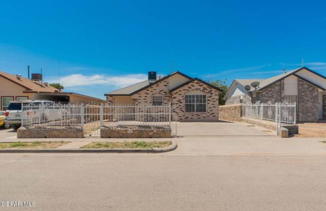 11924 KINGS GUARD Drive photos photos