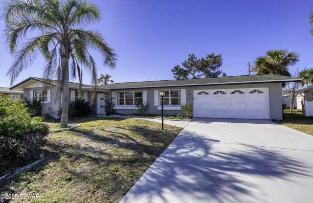 3041 N Oleander Avenue photos photos 3041 N Oleander Avenue photos photos