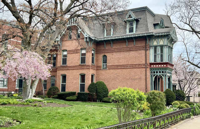 311 Greene St photos photos