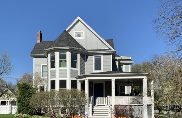 300 South Madison Avenue - 300 South Madison Avenue, La Grange, IL 60525