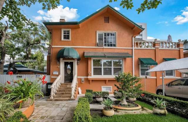 1033 NW 6th St photos photos