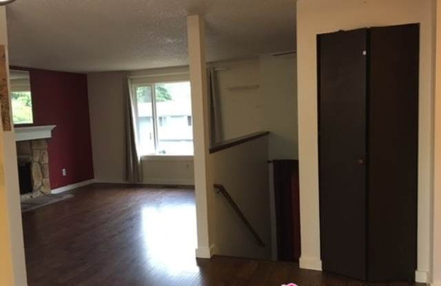 6319 95th St North East Gallery 4