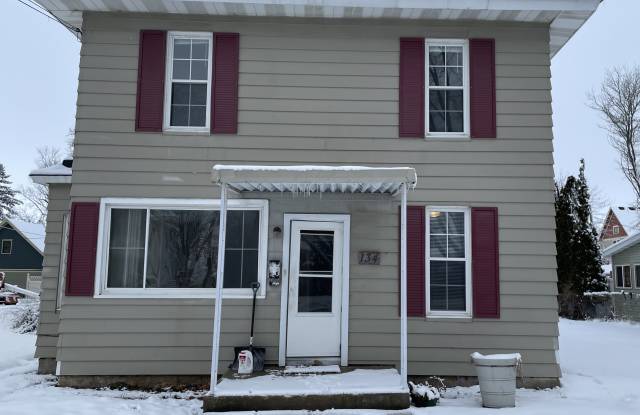 134 N Madison St photos photos