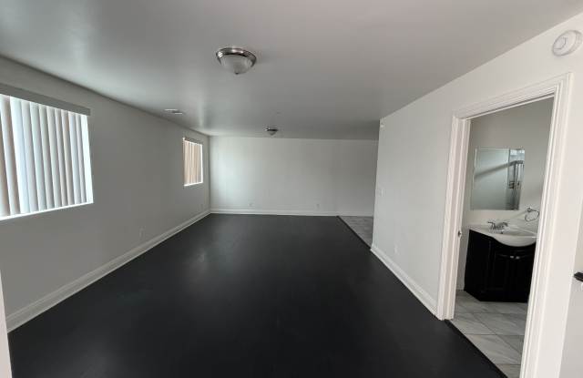 714 East 113th Street - 714 East 113th Street, Los Angeles, CA 90059