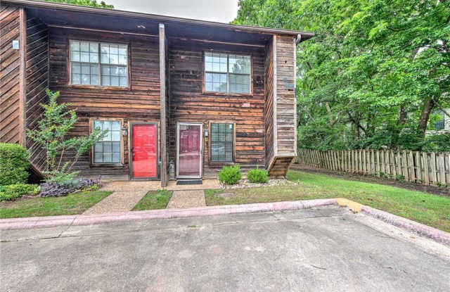 1376  N Oakland  AVE Unit #12 photos photos