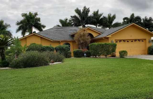 2240 SE 26th ST - 2240 Southeast 26th Street, Cape Coral, FL 33904