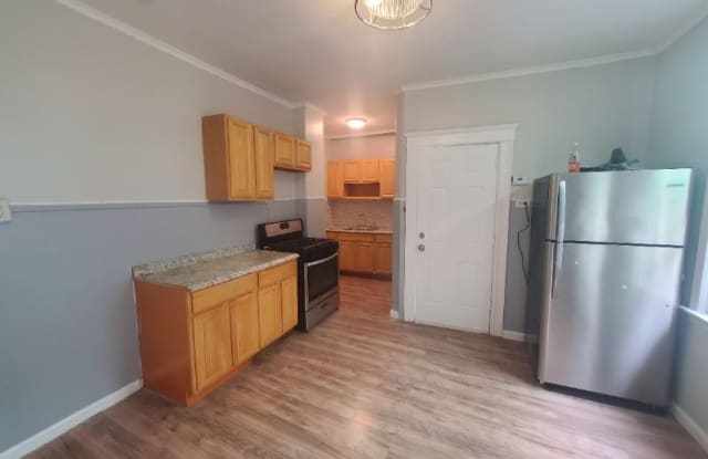 160 Garfield ave 2F - 160 Garfield Avenue, Jersey City, NJ 07305