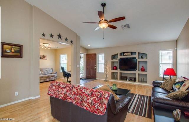 45043 W PARAISO Lane Gallery 3