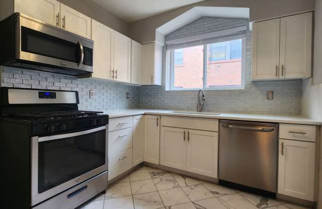 7512 Cromwell photos photos