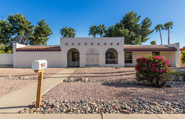 3 bedroom 2 bath Scottsdale home with large corner lot and pool! photos photos