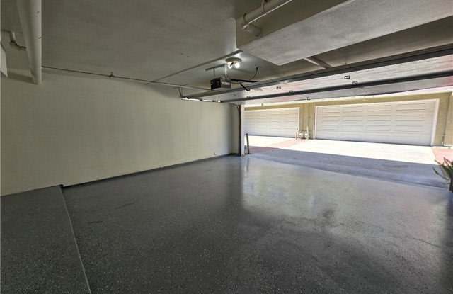 70 Harkness Avenue Gallery 1