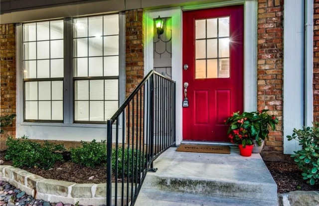 35 Abbey Road - 35 Abbey Road, Euless, TX 76039 35 Abbey Road - 35 Abbey Road, Euless, TX 76039