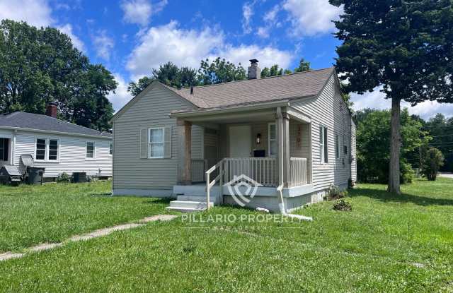 Newly Renovated, 4 Bedroom, 2 Bathroom Home Available NOW! photos photos Newly Renovated, 4 Bedroom, 2 Bathroom Home Available NOW! photos photos