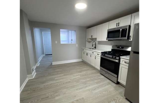 599 North Streeper Street photos photos