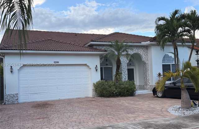 11500 SW 153rd Ave photos photos