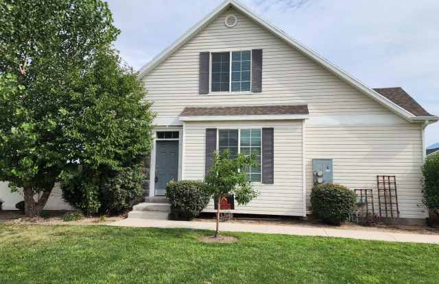 Newer Salem Townhome! photos photos Newer Salem Townhome! photos photos