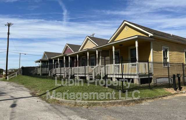 1060 Delmar Ave photos photos